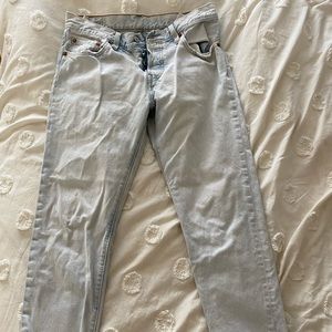 Levi’s 501 Taper Light Wash Jean